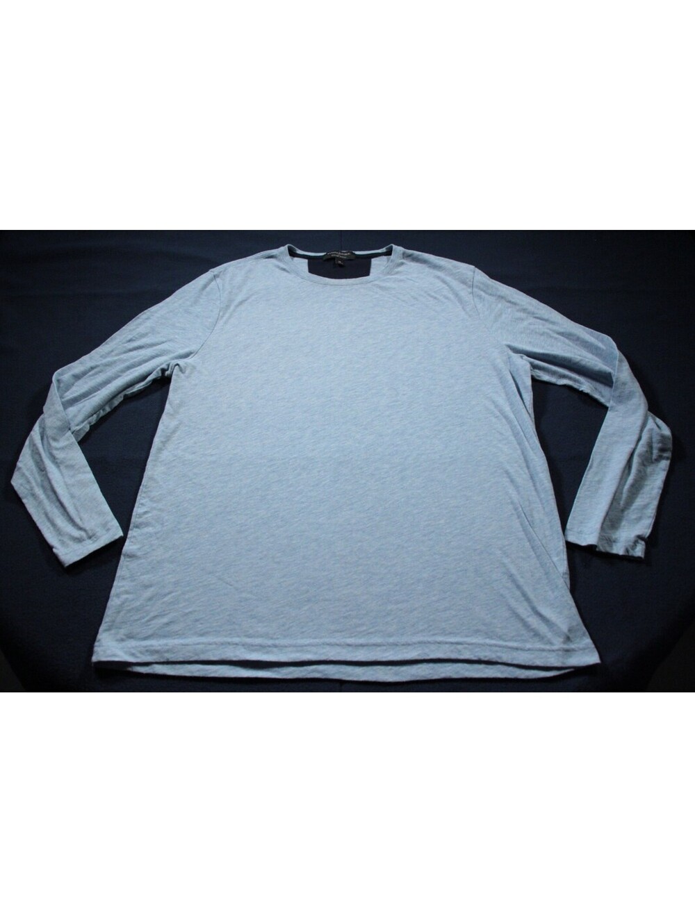 Banana Republic Long Sleeve T-Shirt XL Moisture Wicking Light Blue